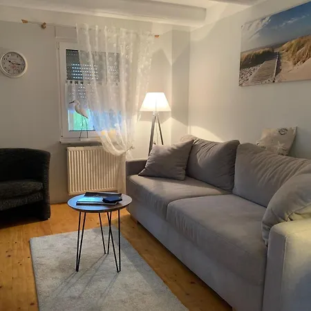 Haus Luettje Huus An't Diek *