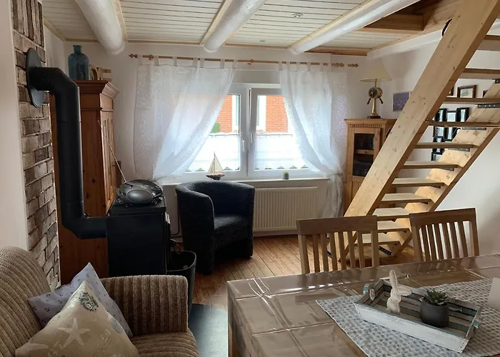 Haus Luettje Huus An't Diek Nyaraló Krummhörn